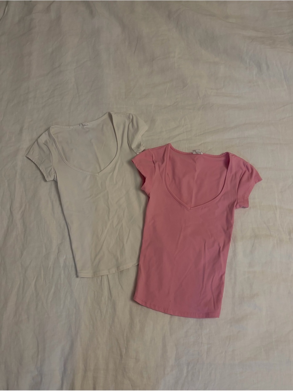 Garage - Sleek Sweetheart T-Shirt - Bright White & Pop It Pink - Size XXS !! ๐ค๐